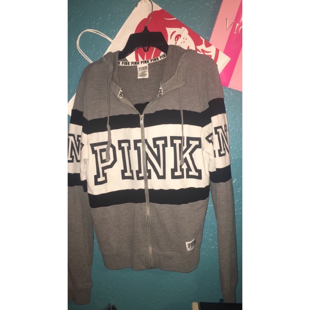 VS Pink RARE Jacket !! - Picture 2 of 7